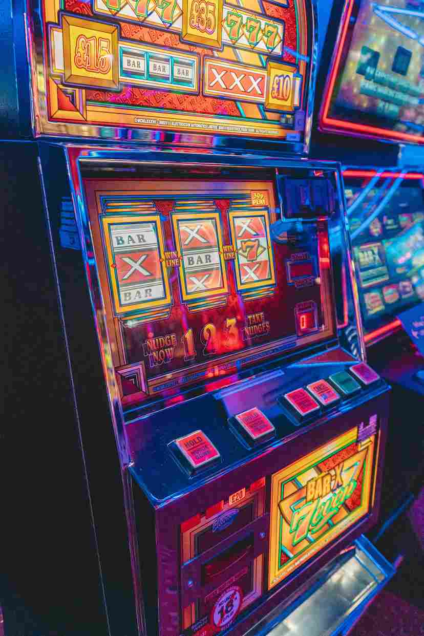 Cashback Bonus vs. Freispiele: Was ist besser für dich im Online Casino?